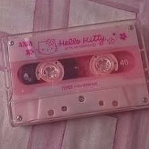 Meet your Posher, Ella